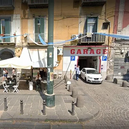 Dimora Dei Giganti * Neapol